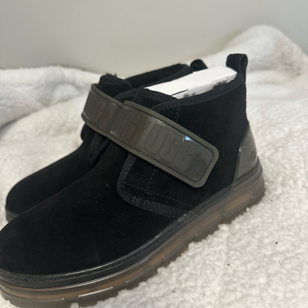 UGG boots Women’s size 8